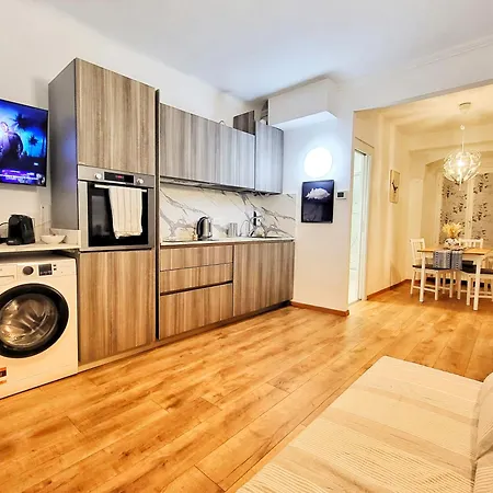 Nervi - 5 Minuti Dalla E Passeggiata Anita Garibaldi - Vicino Fermata Dell'autobus E La Stazione Ferroviaria Appartamento