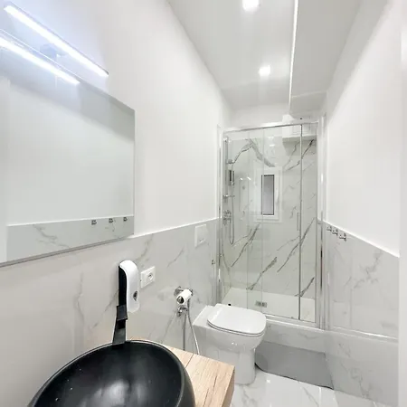 Apartment A Few Steps From The Port Of Nervi Genoa
