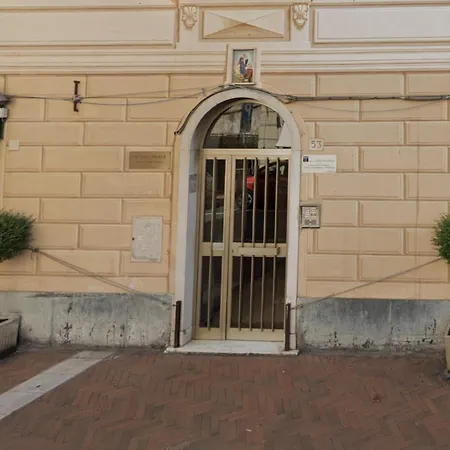 Apartment A Few Steps From The Port Of Nervi Genoa