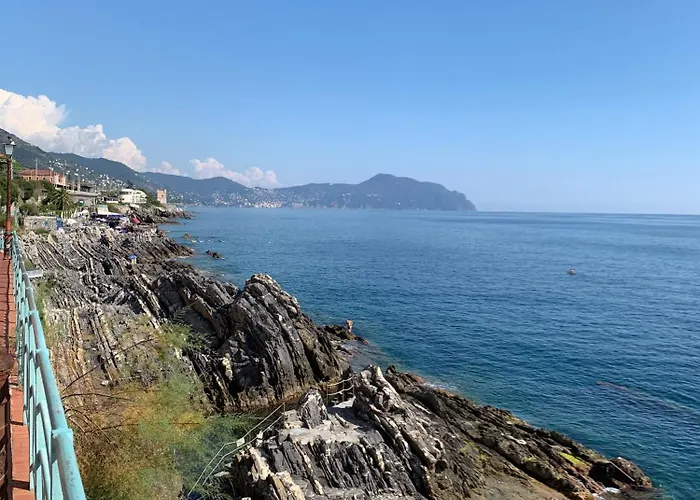 Nervi - 5 Minuti Dal Porticciolo E Passeggiata Anita Garibaldi - Vicino Fermata Dell'autobus E La Stazione Ferroviaria Apartmán